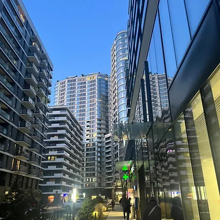 Apartment Tower Wola Kasprzaka